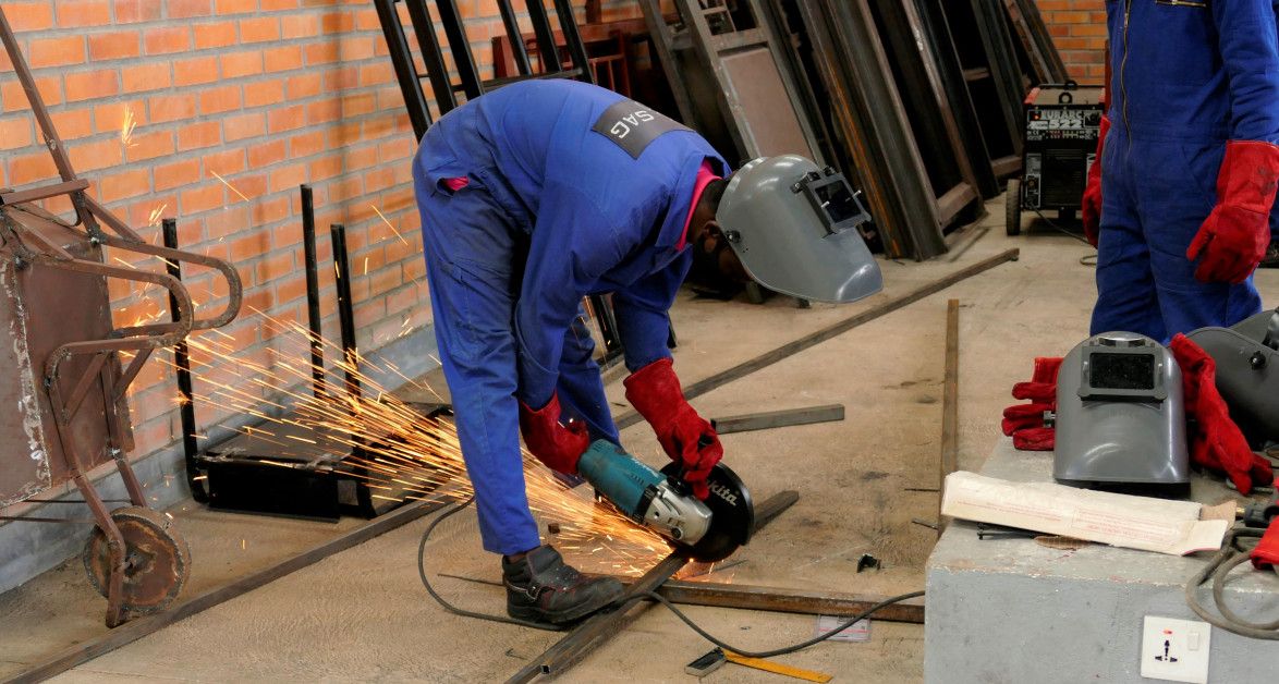 THE FIRST YEAR OF THE DUAL TRAINING SYSTEM IN RWANDA News Site