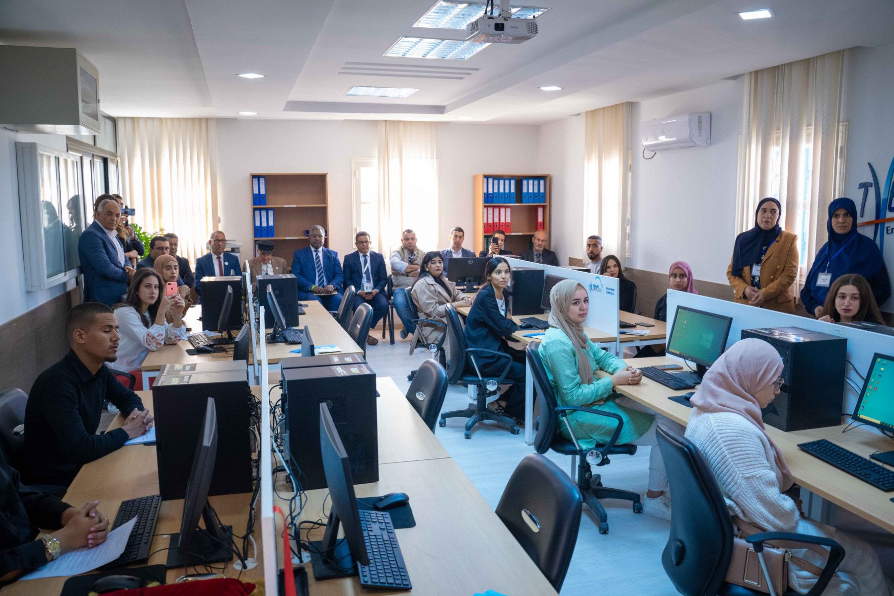 #iset الجامعة اللي قريت فيها وعديت احلى ايامات 🩷💜💚 | TikTok, image size:1800x1200